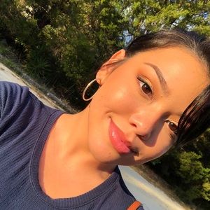 Meet your Posher, Krystal